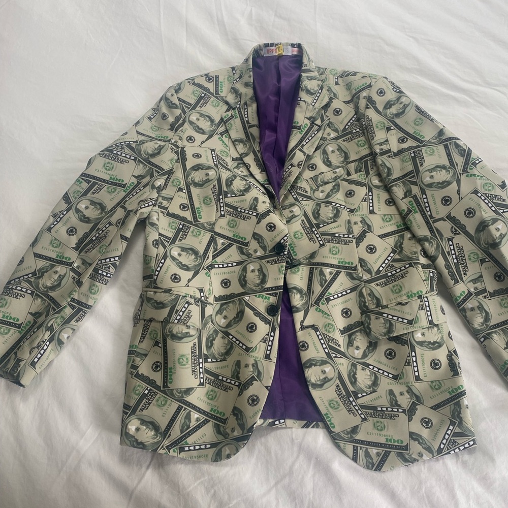 Money suit - 44”